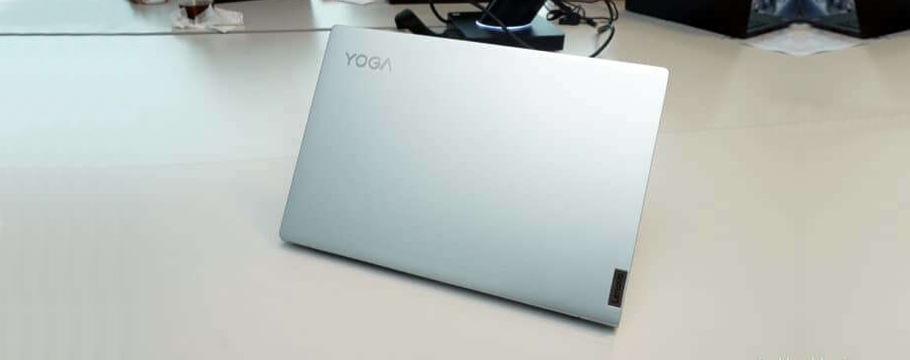 First look: Lenovo Yoga Slim 7 Carbon Notebook