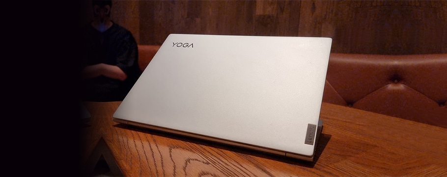 First Look: Lenovo Yoga Slim 7 Carbon notebook