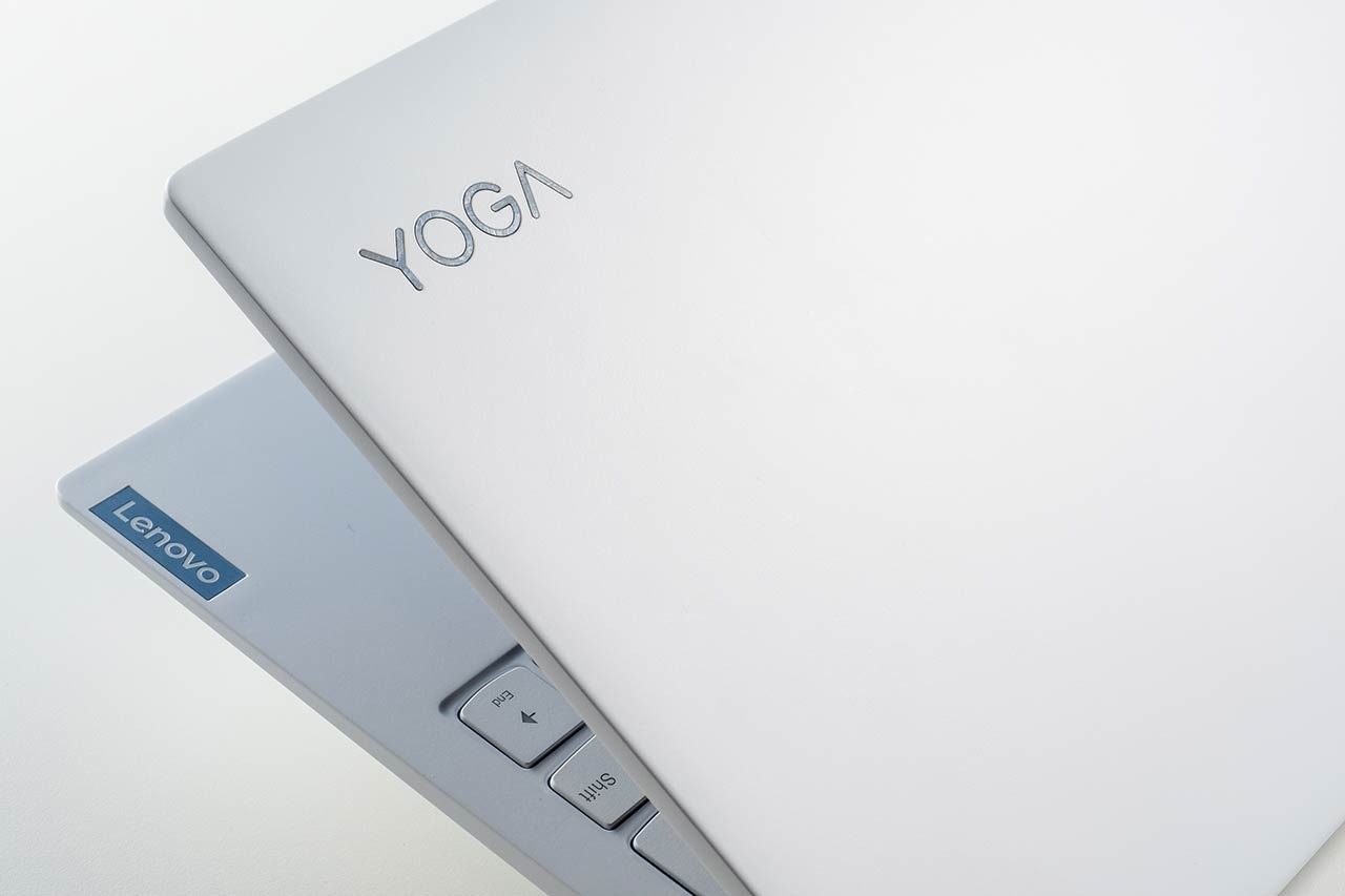 Lenovo Yoga Slim 750i Carbon