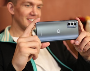 We Tested the Motorola G84 5G: An Ambitious Mid-Range Smartphone