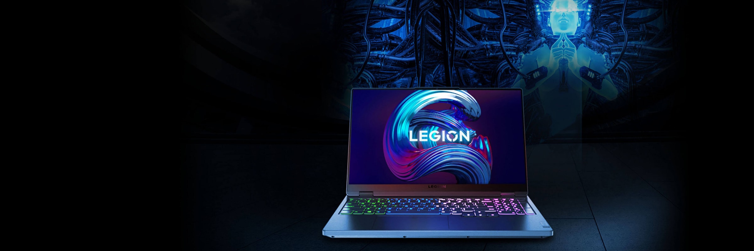 Преден изглед на лаптоп Legion, отворен на 90 градуса, показващ екрана и клавиатурата.