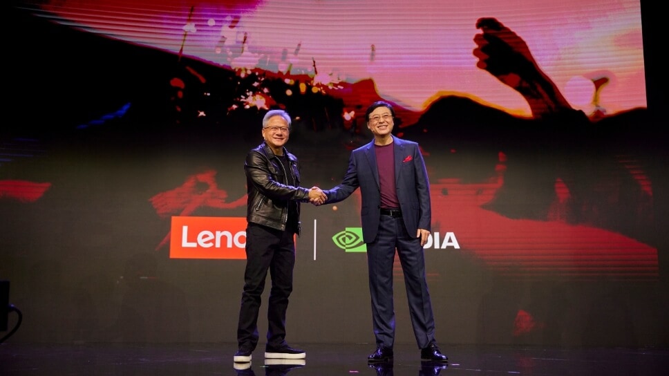 Les PDG de Lenovo, Yang Yuanqing, et le PDG de NVIDIA, Jensen Huang