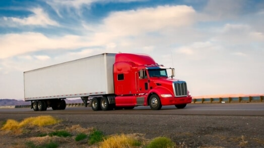 Camion Cheney Brothers sur l’autoroute